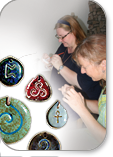 Amulette und Requisiten herstellen mit Runenmeisterin Nadja Berger